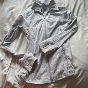 Lululemon define jacket size 4